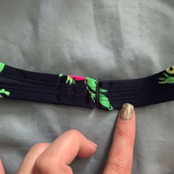 Bathing suit - Picture 2 of 4